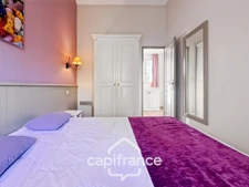 DOMAINE de PONT ROYAL, rental investment of a charming 45 m2 family bastidon, renovated and maintained, on one floor, comprising 2 bedrooms, garden and parking space