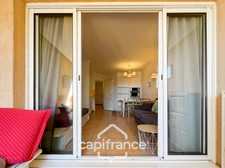 appartement REZ de JARDIN,résidence du lac, 31 m2, chambre ouverte, grande salle de douche, rangements, cave collective. 