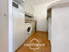 Domaine et golf de Pont Royal, appartement rare en angle et en rez-de-jardin de 42 m2 , 1 chambre double et une chambre lits supperposés , place de stationnement