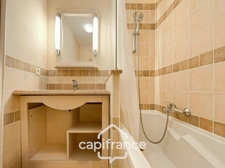 Domaine de Pont royal, BEAUTIFUL APARTMENT of 56.7 m2 top floor, terrace with unobstructed view, swimming pool in residence.