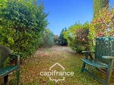 appartement REZ de JARDIN,résidence du lac, 31 m2, chambre ouverte, grande salle de douche, rangements, cave collective. 