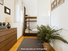 appartement REZ de JARDIN,résidence du lac, 31 m2, chambre ouverte, grande salle de douche, rangements, cave collective. 