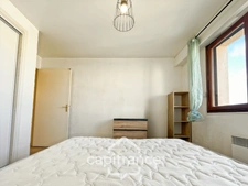 Appartement 2 pièces situé à Saint-Raphael ,45m2 ,2ème étage avec place de parking et cave privative 
