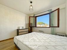 Appartement 2 pièces situé à Saint-Raphael ,45m2 ,2ème étage avec place de parking et cave privative 