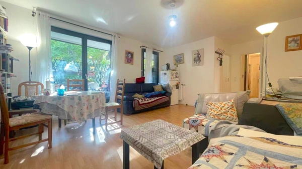 Appartement à vendre 4 pièces GENNEVILLIERS (92)