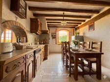 Propriété à vendre avec 2 hectares, 6 pièces,  piscine, dépendances et pré cloturé et équipé – Mazangé (41)