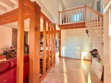 À vendre – Maison rénovée avec piscine couverte, proche Vendôme