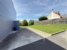 Murs commerciaux récent de 300 M² sur axe très passant (41100)