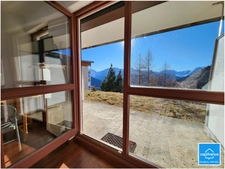 Studio apartment with terrace and mountain alcove for sale in Alpe d'Huez (38750)