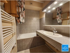 Studio apartment with terrace and mountain alcove for sale in Alpe d'Huez (38750)