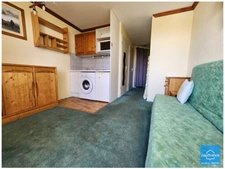 One-bedroom apartment for sale – Alpe d'Huez, Passeaux/Éclose area – 27 m² – South-facing – Ski-in/ski-out