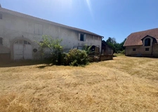 Tarbes – Propriété de caractère avec maison de 184 m² à rénover et près de 1 800 m² de bâtis