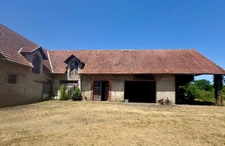 Tarbes – Propriété de caractère avec maison de 184 m² à rénover et près de 1 800 m² de bâtis