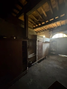 Tarbes – Propriété de caractère avec maison de 184 m² à rénover et près de 1 800 m² de bâtis