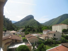 APPARTEMENT T1 de 48.50 m2, vendu meublé à  DIGNE LES BAINS (04)