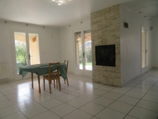 BELLE MAISON de 120 m2 dans propriété de fermée A VENDRE à  MALLEMOISSON (04510)