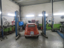 Fonds de GARAGE AUTOS, réparations et entretien toutes MARQUES  A vendre DIGNE LES BAINS (04)