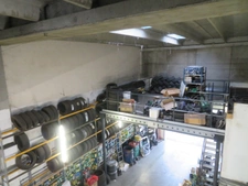 Fonds de GARAGE AUTOS, réparations et entretien toutes MARQUES  A vendre DIGNE LES BAINS (04)