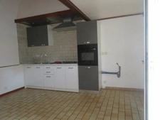 APPARTEMENT T1 DE PLAIN PIED + MEZZANINE + TERRASSE + PARKING à vendre  LE CHAFFAUT SAINT JURSON (04)