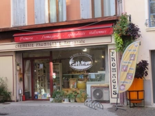 Local commercial à LOUER DIGNE LES BAINS (04000) ZONE PIETONNE