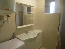 APPARTEMENT T1 de 48.50 m2, vendu meublé à  DIGNE LES BAINS (04)