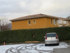 Belle MAISON sur 2 niveaux de 95 m3 à vendre centre ville de DIGNE LES BAINS (04)