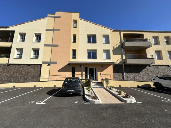 APPARTEMENT T3 en résidence sécurisée de 67 m2 à DIGNE LES BAINS (04)