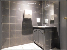 A VENDRE DIGNE-LES BAINS 04 - Zone commerciale Saint-Christophe _ BAR BRASSERIE avec  TERRASSES 