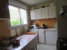 MAISON en VIAGER occupé sur 2 niveaux  A VENDRE Quartier des Grillons à  MALLEMOISSON (04510)