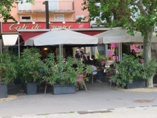 Dpt Alpes de Haute Provence (04), DIGNE LES BAINS à vendre BAR/BRASSERIE/glacier 