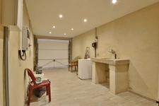 Maison bourgeoise avec piscine, vue dégagée et grand terrain CHAMPTERCIER (04)