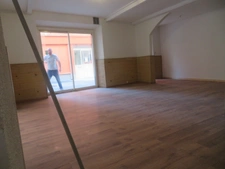 Local commercial à LOUER DIGNE LES BAINS (04000) ZONE PIETONNE