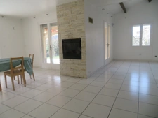 BELLE MAISON de 120 m2 dans propriété de fermée A VENDRE à  MALLEMOISSON (04510)