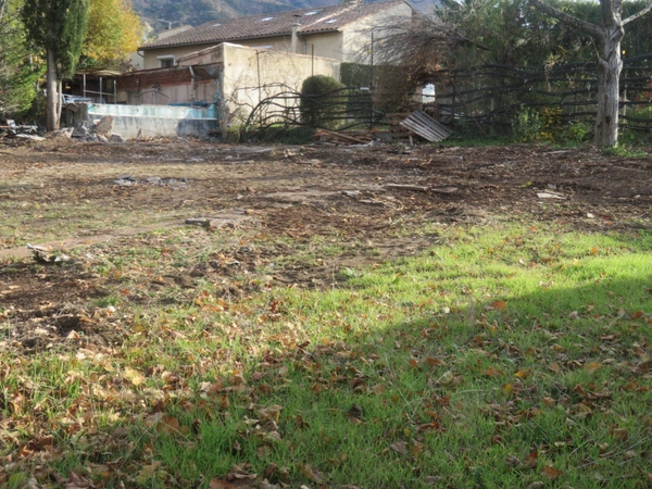 Terrain à vendre  DIGNE LES BAINS (04)  1125 M2 avec C U positif