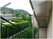DIGNE-LES-BAINS 04000 A VENDRE Maison traditionnelle avec 2 appartements, terrain plat et clos, garage et cave