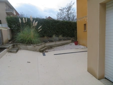 Belle MAISON sur 2 niveaux de 95 m3 à vendre centre ville de DIGNE LES BAINS (04)