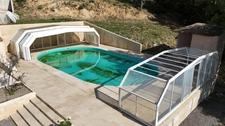 Maison bourgeoise avec piscine, vue dégagée et grand terrain CHAMPTERCIER (04)