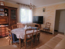 MAISON en VIAGER occupé sur 2 niveaux  A VENDRE Quartier des Grillons à  MALLEMOISSON (04510)
