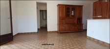 DIGNE-LES-BAINS 04000 A VENDRE Maison traditionnelle avec 2 appartements, terrain plat et clos, garage et cave