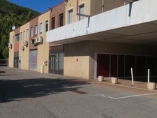LOCAL commercial ou artisanal à LOUER DIGNE LES BAINS (04000) zone commerciale SAINT CHRISTOPHE