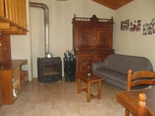 MASION jumelée sur 2 niveaux de 68 m2 à VENDRE à MAJASTRES (04270)