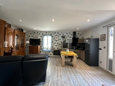APPARTEMENT refait à neuf VENTE en VIAGER occupé SANS RENTE 3 pièces DIGNE LES BAINS (04)