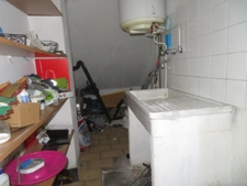 Dpt Alpes de Haute Provence (04), à vendre DIGNE LES BAINS  MURS d'un  Local commercial 