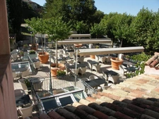 HOTEL RESTAURANT  à VENDRE à  MOUSTIERS SAINTE MARIE (04) HAUTE-PROVENCE - PARC DU VERDON