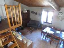 MASION jumelée sur 2 niveaux de 68 m2 à VENDRE à MAJASTRES (04270)