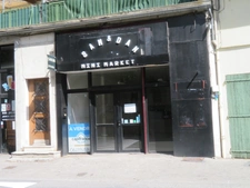 Dpt Alpes de Haute Provence (04), à vendre DIGNE LES BAINS  MURS d'un  Local commercial 