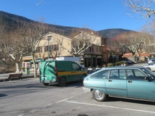 MAGASIN d'ELECTROMENAGER - TV - HI-FI - LITERIE - ALARME à vendre à  ANNOT (04)