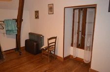 propriété avec deux maisons et vastes parcelles de terrain