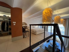 CANNES, Artist's studio reinterpreted as a Loft, 74m2