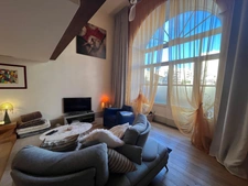 CANNES, Artist's studio reinterpreted as a Loft, 74m2